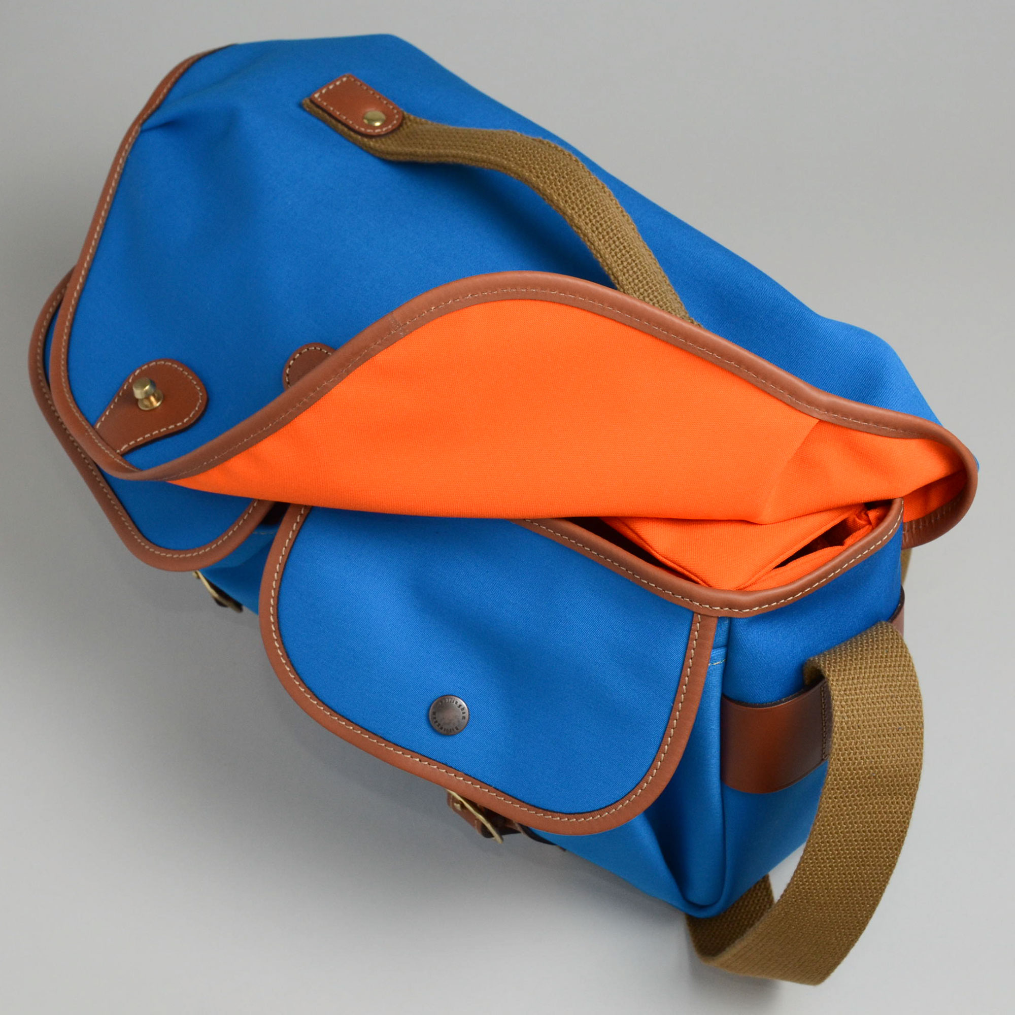 hadley_pro_blue_up_front