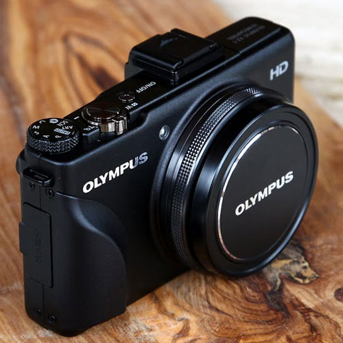 クレイスミス OLYMPUS XZ-1用本革カメラケース&ストラップ ベージュ