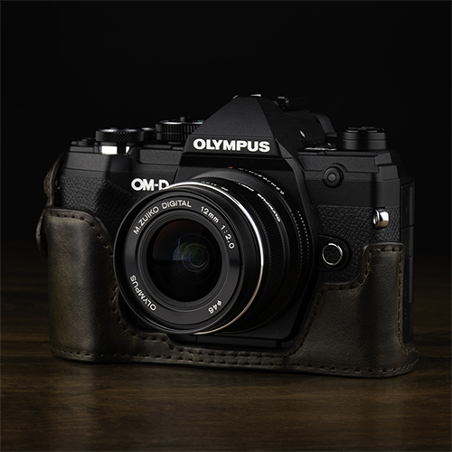 KAZA OLYMPUS OM-D E-M5 Mark3 専用ハーフレザーケース